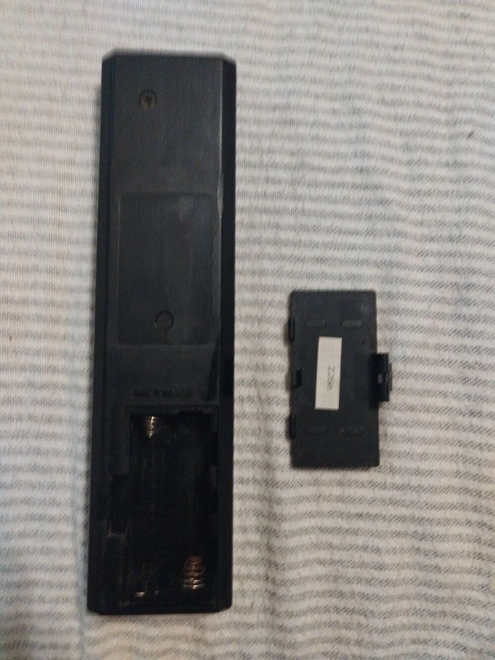 OEM Sharp R-CONT1589A Audio System Remote Control - Tested - Picture 3 of 4